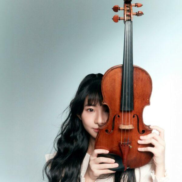 Chloe Chua / Tchaikovsky Violin Concerto