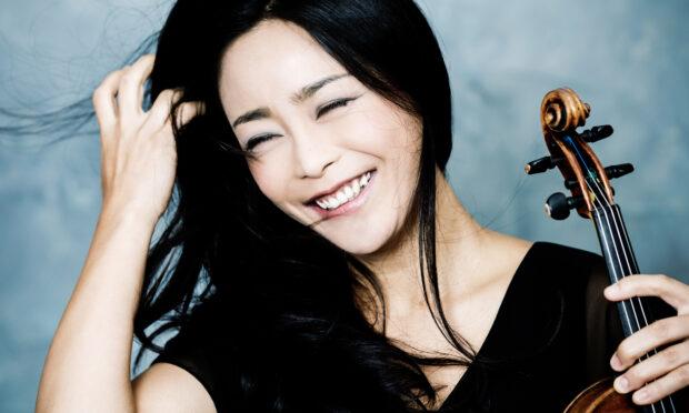 Serenade with Soyoung Yoon