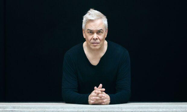 Hannu Lintu & Steven Isserlis – Schubert and Schumann