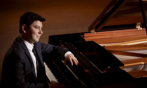 Behzod Abduraimov and Hans Graf – Rachmaninoff and Ravel