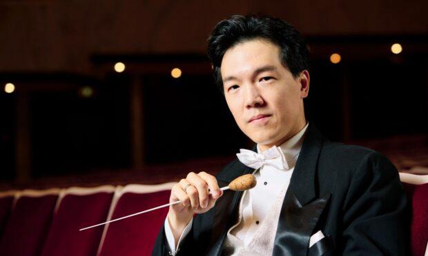 Lio Kuokman & Paul Huang – Dvořák and Beethoven 7